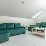 Bianco Laskowa - *