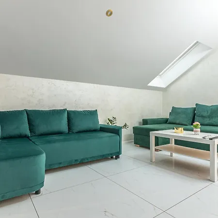 Bianco Laskowa - *