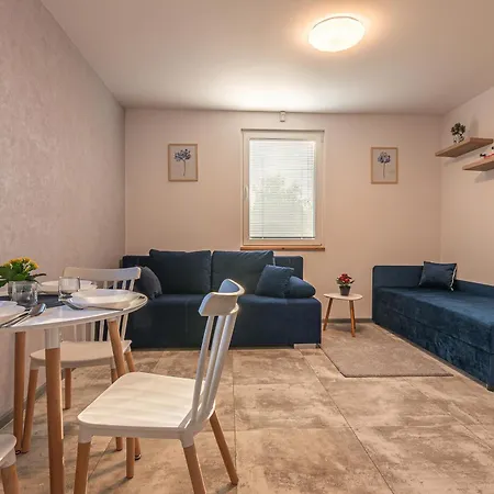 Bianco Laskowa - 아파트 자토르